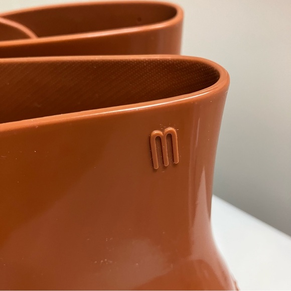 MELISSA Womens BRAZILIAN Wingtip Brogue Ankle Boot SIZE 7 Glossy Bordeaux Brown - Picture 5 of 13